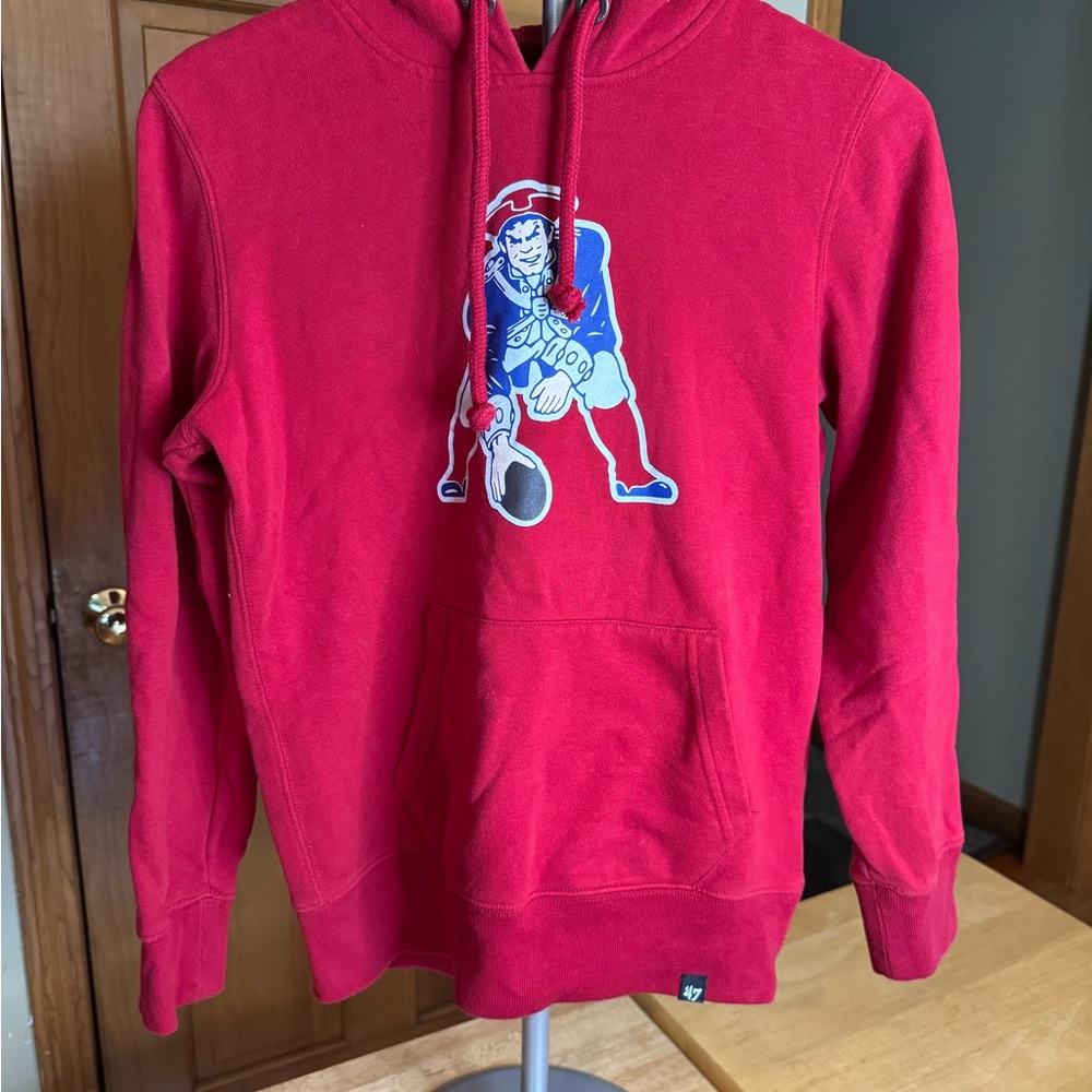 New England Patriots 47 Brand Red Hoodie — Men’s Small
